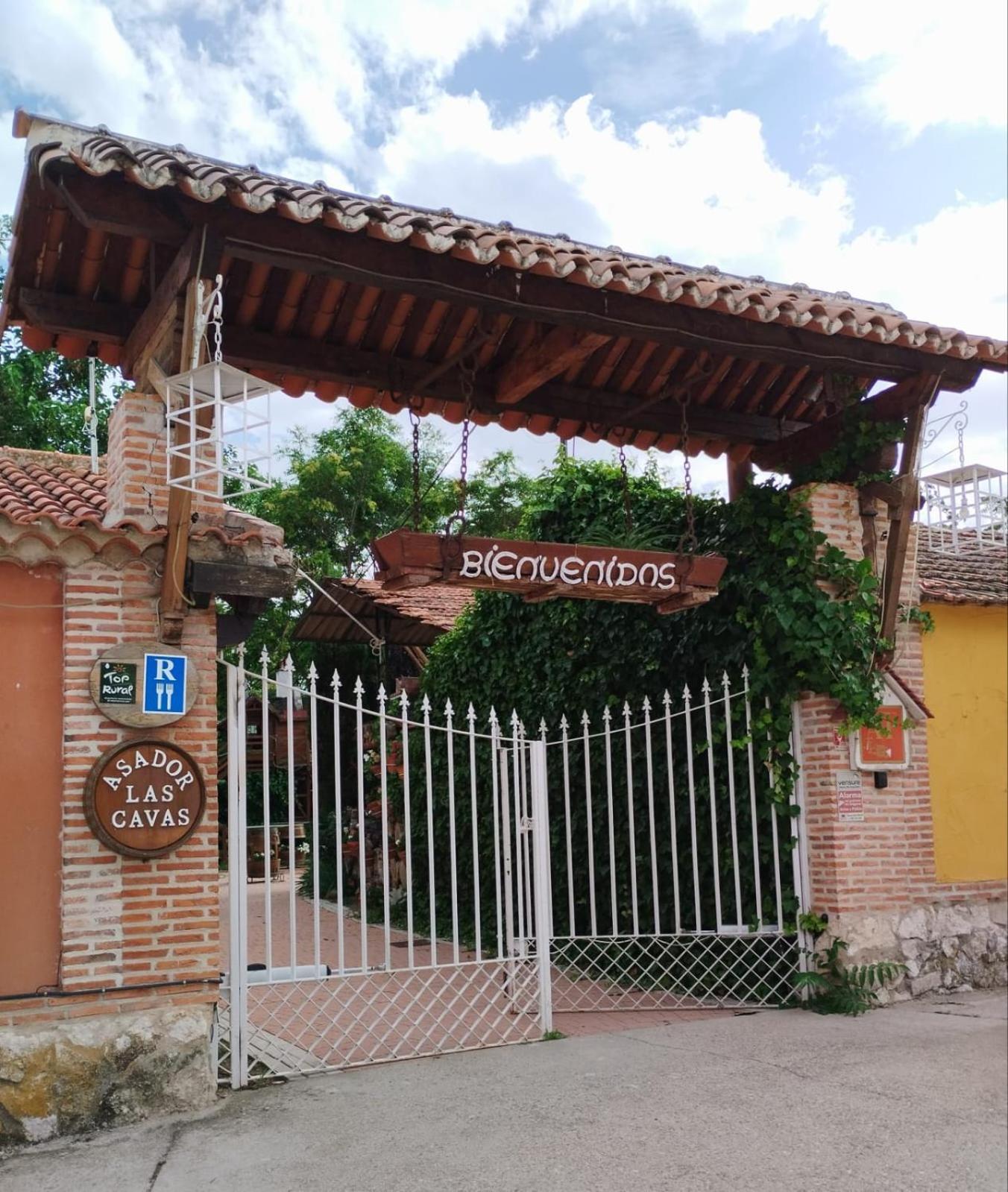 Hospedium Hacienda Las Cavas Олмедо Екстериор снимка